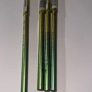 4 Milani Color Brilliance Eye Pencil - 03 GREEN